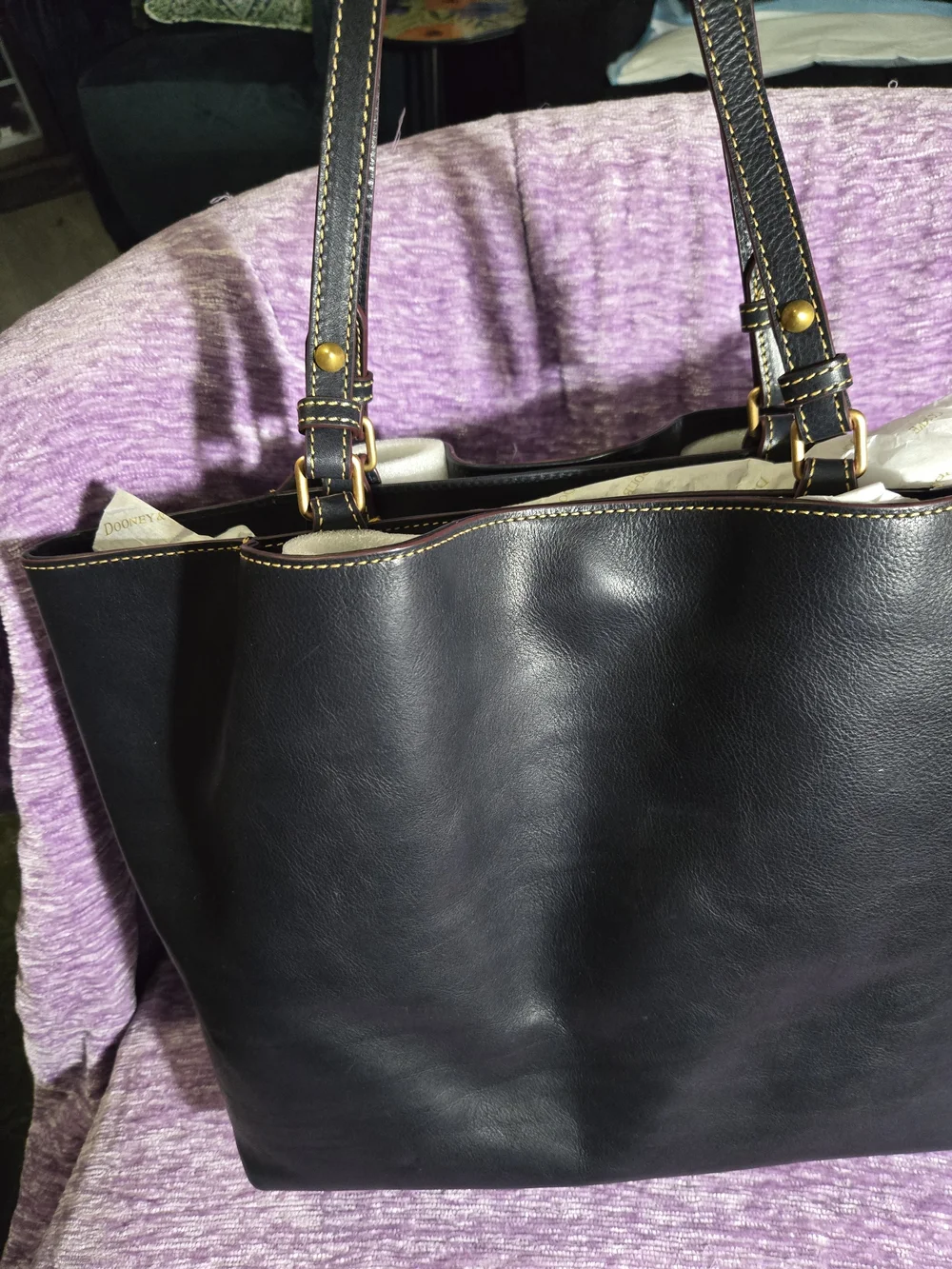 Dooney & Bourke FLYNN In Smooth Navy Florentine Leather. Like New.